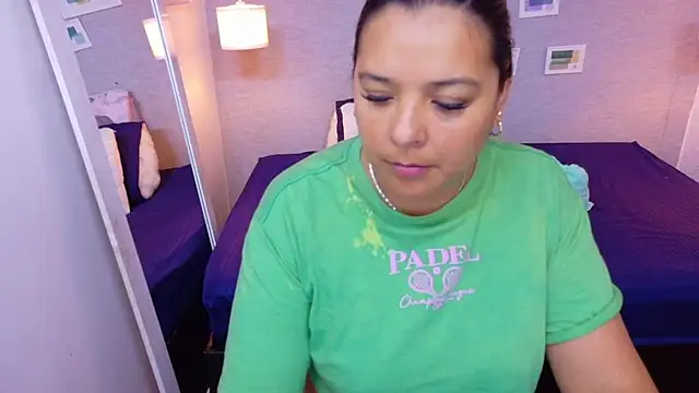 fat naughtyass online show from May 7, 2026, 11:35 am