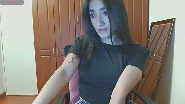 luciilove online show from September 22, 2025, 11:33 pm