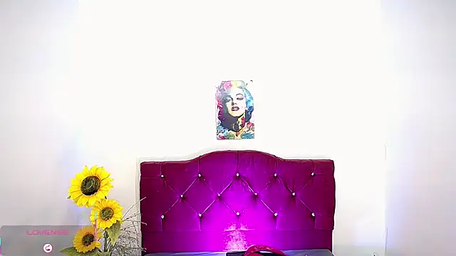 Snapshot of luisa__torres chatting on March 6, 2026, 3:23 am luisa torres online show from March 6, 2026, 3:23 am