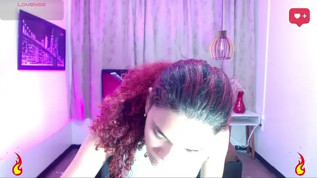 Snapshot of luisa__torres chatting on June 10, 2026, 3:30 am luisa torres online show from June 10, 2026, 3:30 am