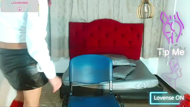 Snapshot of luisa__torres chatting on March 18, 2026, 3:42 am luisa torres online show from March 18, 2026, 3:42 am