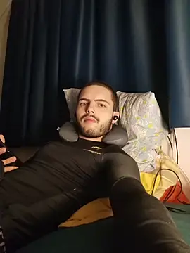 EyesNeverLies online show from October 30, 2025, 7:33 pm