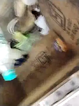 Snapshot of avi007p chatting on March 11, 2026, 12:21 pm avi007p online show from March 11, 2026, 12:21 pm