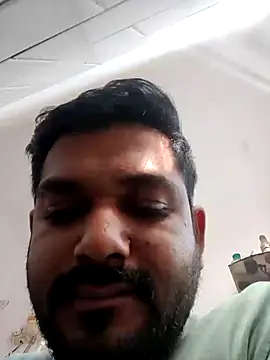 avi007p online show from December 17, 2025, 4:50 am