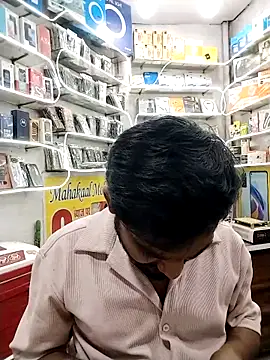 Snapshot of avi007p chatting on February 23, 2026, 12:50 pm avi007p online show from February 23, 2026, 12:50 pm