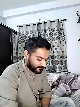 Snapshot of avi007p chatting on March 7, 2026, 6:13 pm avi007p online show from March 7, 2026, 6:13 pm