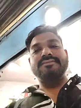 Snapshot of avi007p chatting on March 17, 2026, 3:04 pm avi007p online show from March 17, 2026, 3:04 pm