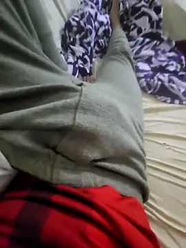 WelloffUpthrow online show from December 17, 2025, 12:04 am