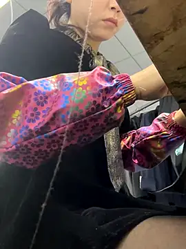 DHJM168 online show from November 4, 2025, 12:47 am