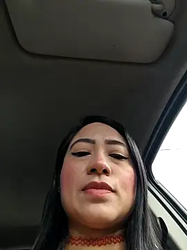 Snapshot of julieta_evanns1 chatting on October 8, 2025, 12:07 pm julieta evanns1 online show from October 8, 2025, 12:07 pm