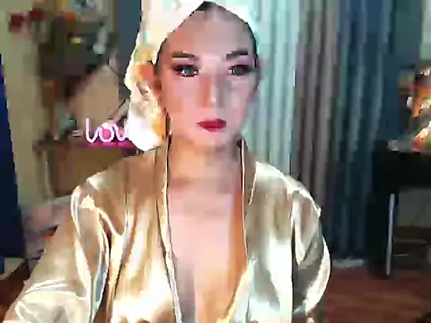 Snapshot of Fujiko2020 chatting on July 4, 2026, 1:04 pm Fujiko2020 online show from July 4, 2026, 1:04 pm