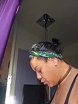 GoddessChantelle online show from September 25, 2025, 8:20 am