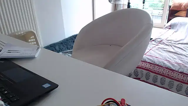 knodli online show from October 23, 2025, 9:30 am