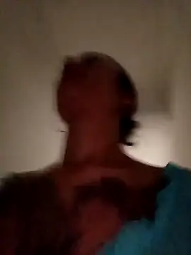 Liahdiaz  online show from December 3, 2025, 12:15 pm