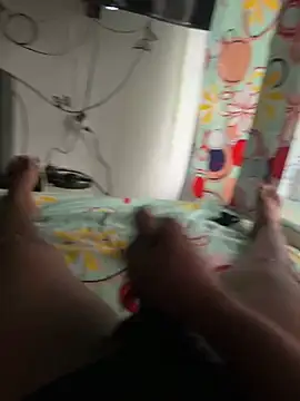 LicyEvans1 online show from April 4, 2026, 9:32 pm