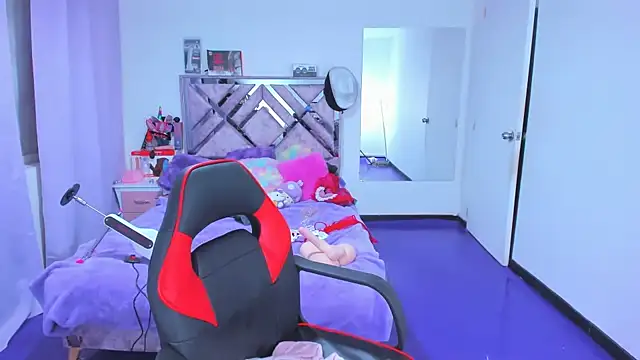 Luna Analya online show from February 12, 2026, 2:44 am