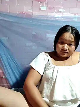 girl-babi online show from July 31, 2026, 1:32 pm