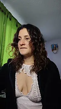 lindasyt online show from October 9, 2025, 6:08 pm