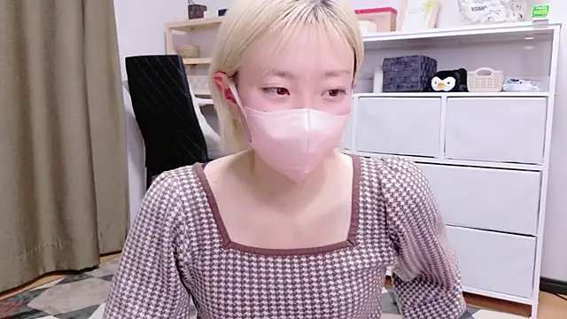 Snapshot of Nana__ch chatting on March 10, 2026, 11:58 am Nana ch online show from March 10, 2026, 11:58 am