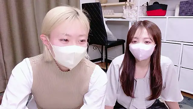 Snapshot of Nana__ch chatting on February 28, 2026, 3:11 pm Nana ch online show from February 28, 2026, 3:11 pm