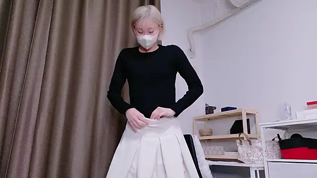 Snapshot of Nana__ch chatting on February 14, 2026, 3:45 pm Nana ch online show from February 14, 2026, 3:45 pm