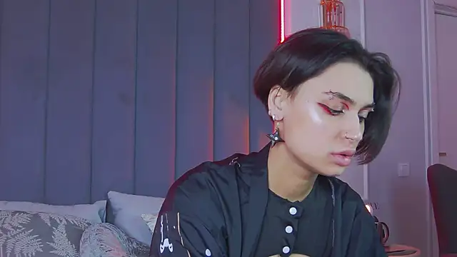 VioletAsh online show from October 23, 2025, 4:33 am