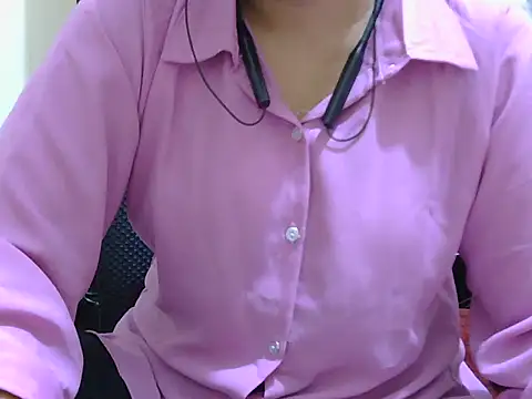 fairy queen07 online show from October 18, 2025, 3:03 pm