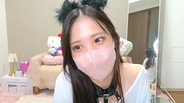 riri  nyan o0 online show from July 5, 2026, 12:48 am