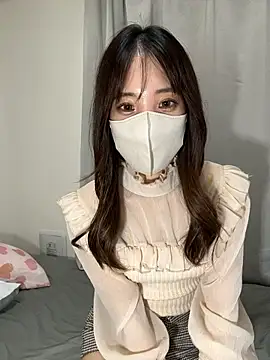 riri  nyan o0 online show from October 15, 2025, 5:06 am