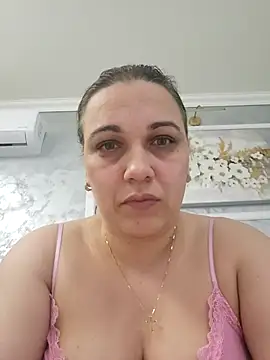 PalomaDesireee online show from April 1, 2026, 6:27 pm