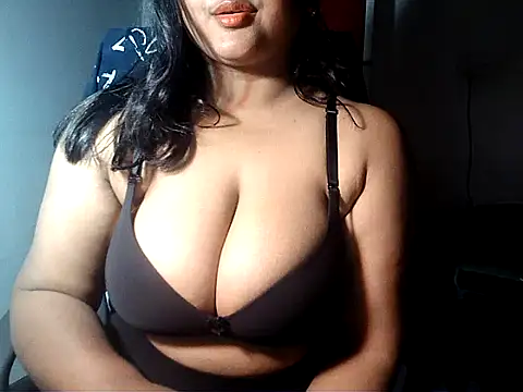 Snapshot of PatnakiRitu1 chatting on February 14, 2026, 5:18 am PatnakiRitu1 online show from February 14, 2026, 5:18 am