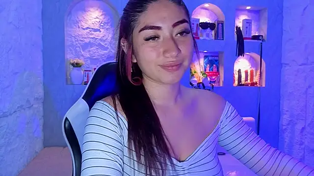 Snapshot of Sophia_tf chatting on March 13, 2026, 8:36 pm Sophia tf online show from March 13, 2026, 8:36 pm