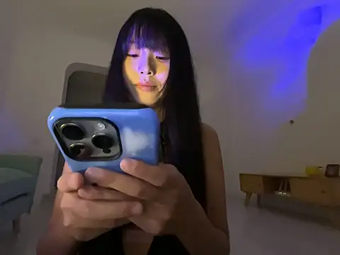 Snapshot of 77momomo chatting on October 8, 2025, 3:13 pm 77momomo online show from October 8, 2025, 3:13 pm