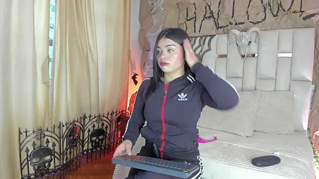 Jade Nmm online show from October 15, 2025, 12:46 pm