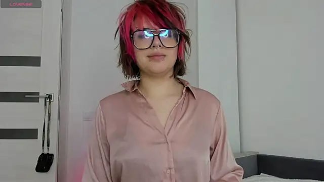 VerniceEngelking online show from June 26, 2026, 6:41 am