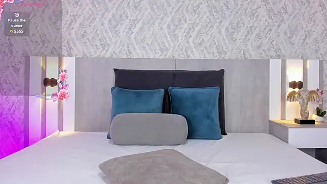 celeste sc0tt online show from February 19, 2026, 1:08 pm