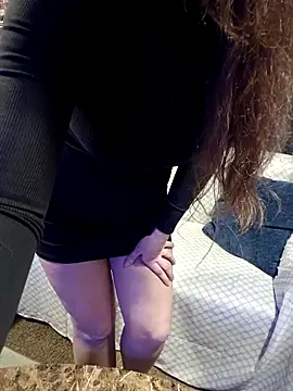 Jeannie 69 andahalf online show from February 10, 2026, 1:26 am