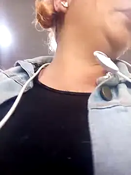 Mariana-94 online show from December 1, 2025, 1:01 pm