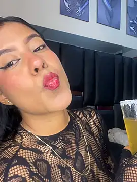 Kendra C online show from January 18, 2026, 4:05 am