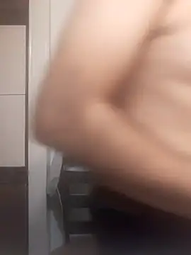 Gearsuit online show from November 8, 2025, 4:54 pm