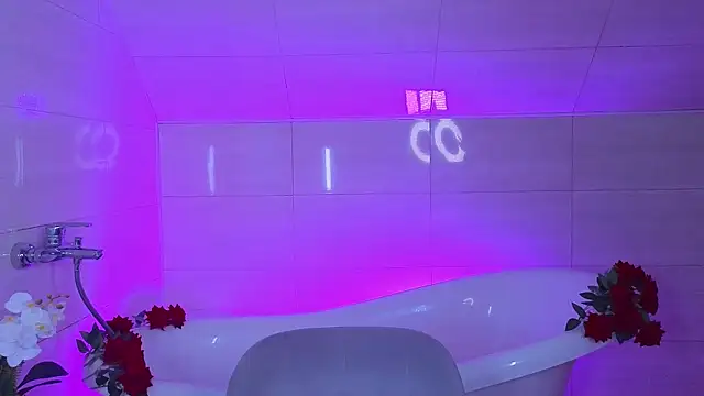 venomeowww   online show from February 24, 2026, 3:51 am