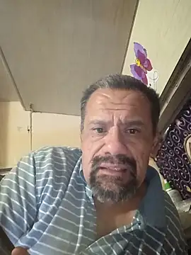 Snapshot of curiousonlooker10 chatting on February 6, 2026, 11:45 pm curiousonlooker10 online show from February 6, 2026, 11:45 pm