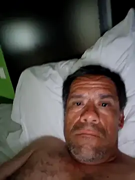 Snapshot of curiousonlooker10 chatting on March 21, 2026, 3:05 pm curiousonlooker10 online show from March 21, 2026, 3:05 pm