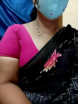 sushma26 online show from May 27, 2026, 6:04 pm