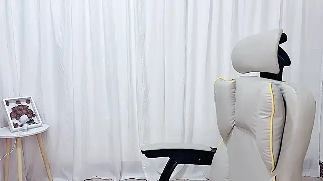 Dec-7758 online show from October 9, 2025, 5:52 am