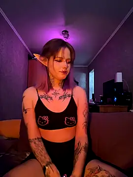 n1ghtcloud online show from October 28, 2025, 6:45 am