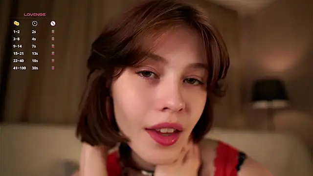 LurleneRamo online show from September 29, 2025, 1:12 am