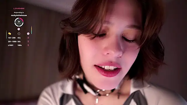 LurleneRamo online show from October 9, 2025, 1:17 am