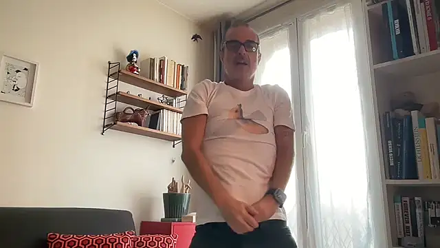 Milkywaymen online show from October 17, 2025, 11:23 am