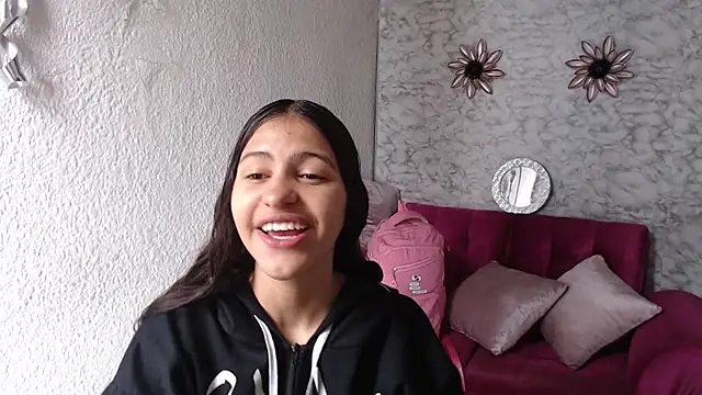 Evagirl69 online show from June 5, 2026, 12:44 pm